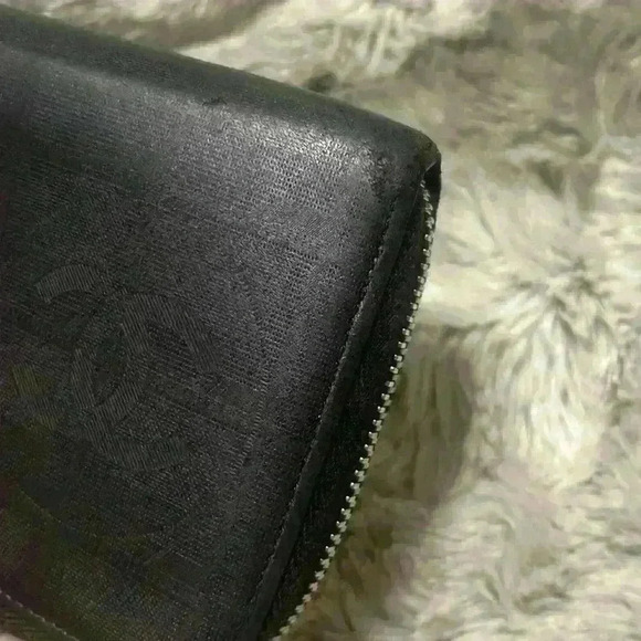 Chanel Black Long Zip Wallet w/ COA - Picture 10 of 13